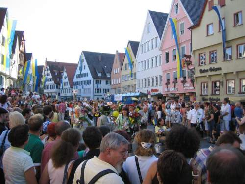 Umzug-240.jpg --- erstellt mit toms-galerie V1.3 - www.tomshaus.de